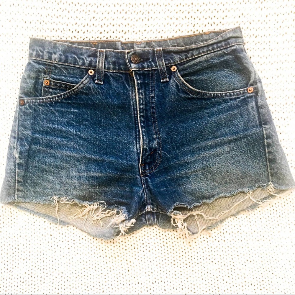 Levi Vintage Orange tag highrise cutoff jean short